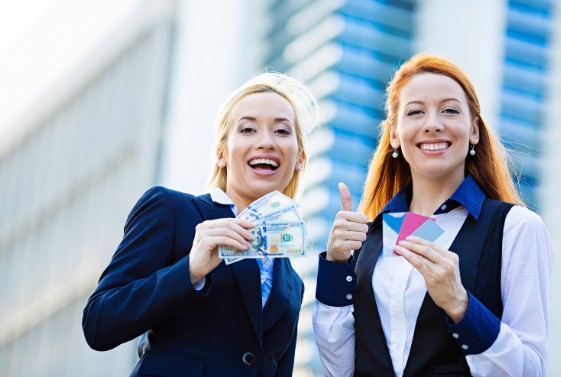 efectivo o tarjeta de cr�dito, �qu� es mejor?